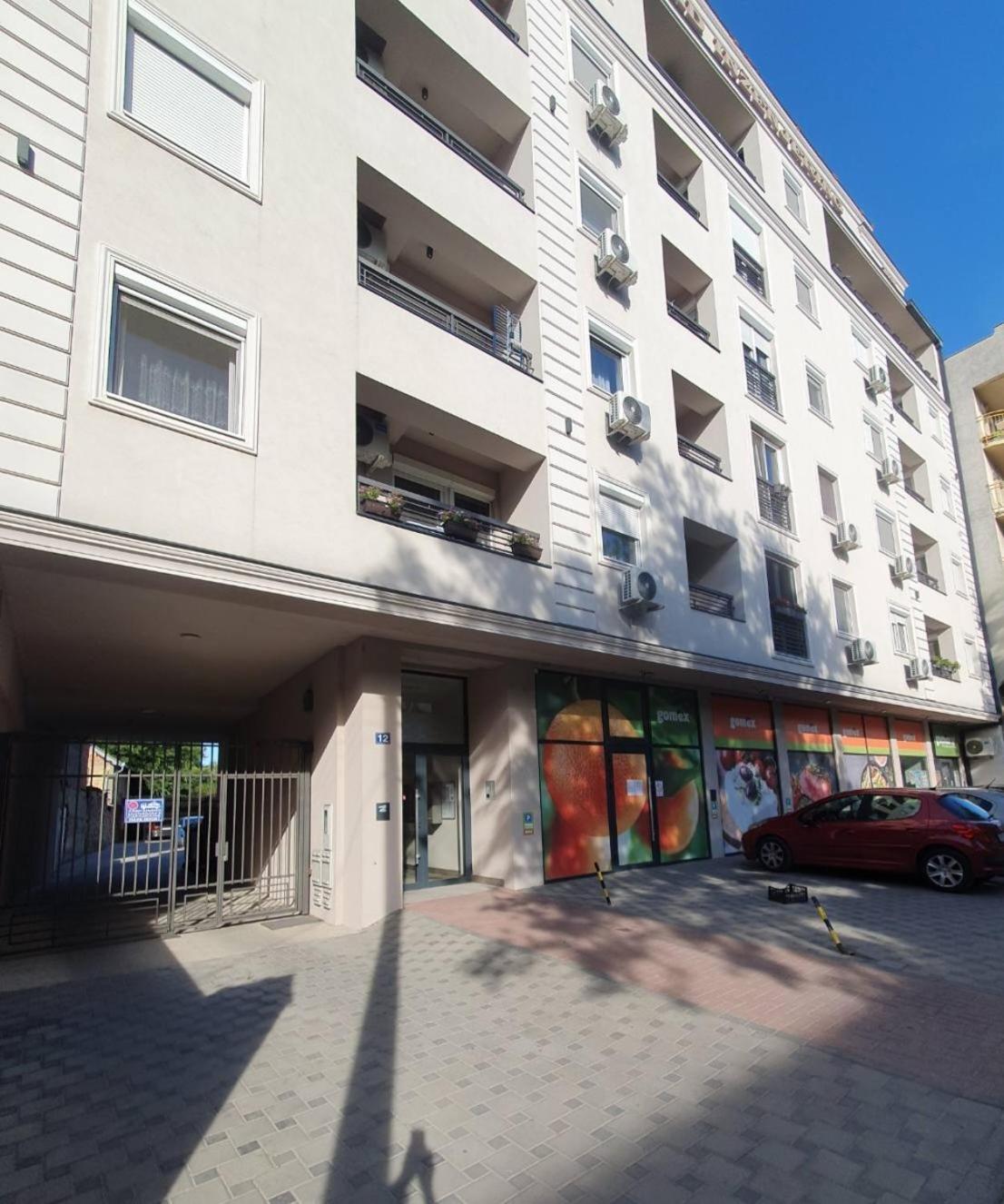 Apartment Rea